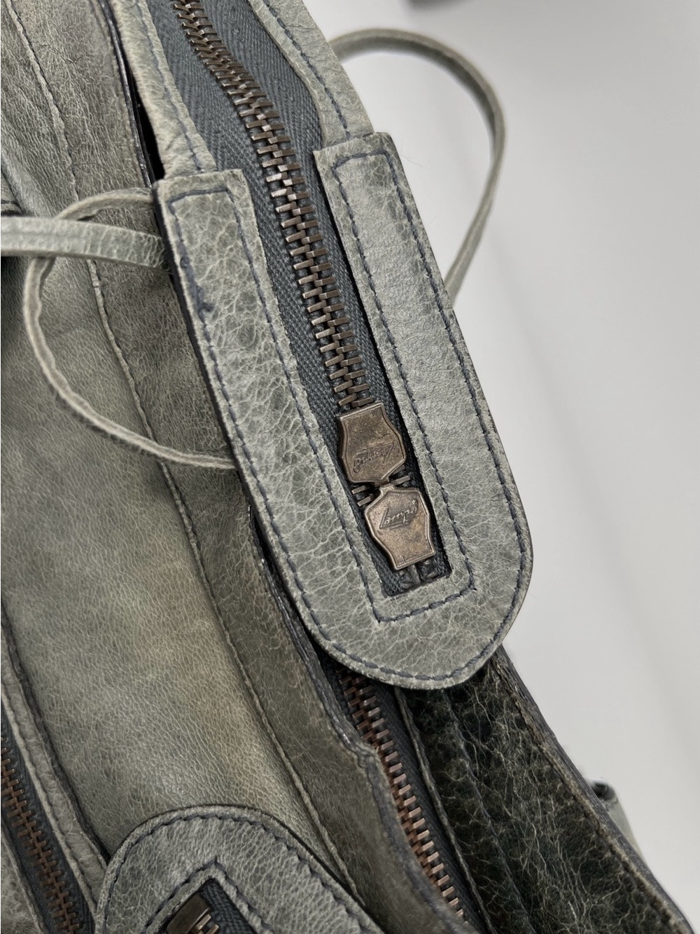 Auth Balenciaga City Bag grey green Lambskin  Leather shoulder Bag mirror strap - Picture 9 of 11
